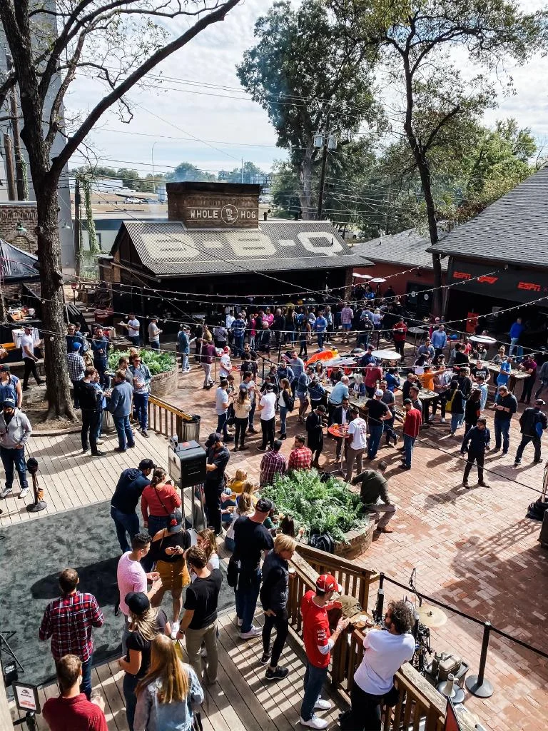 Bares y patios de Rainey Street